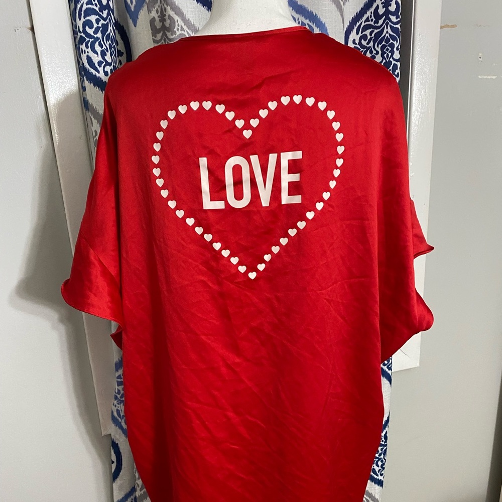 Victoria’s Secret ~ Love One Size shall